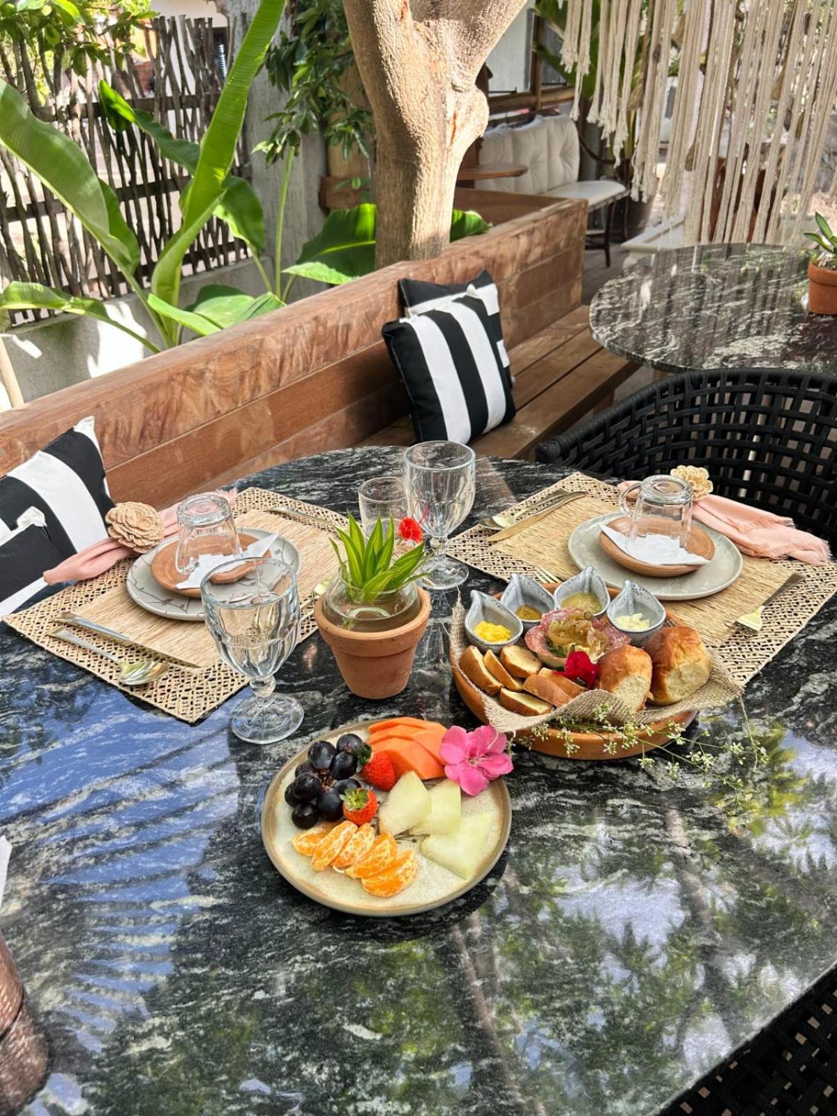Villa Pantai Boutique Hotel أتينز المظهر الخارجي الصورة