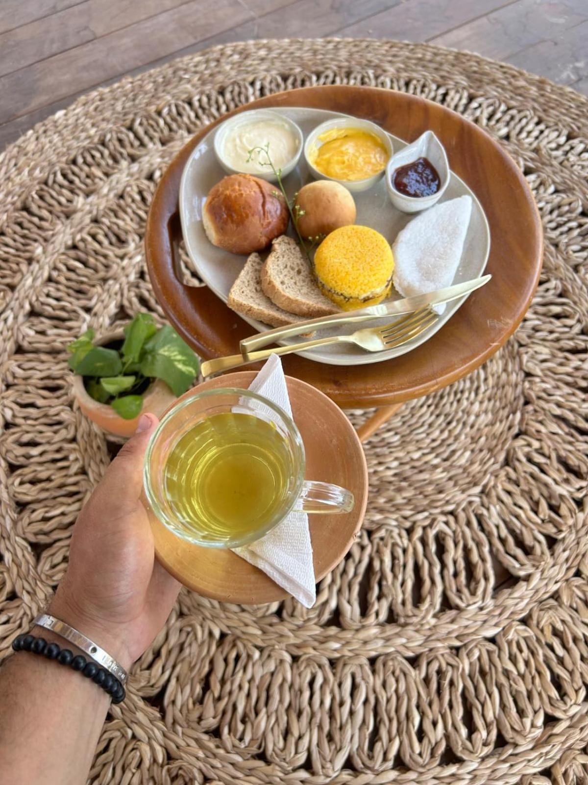 Villa Pantai Boutique Hotel أتينز المظهر الخارجي الصورة